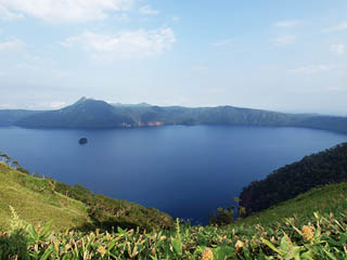 摩周湖と神の子池